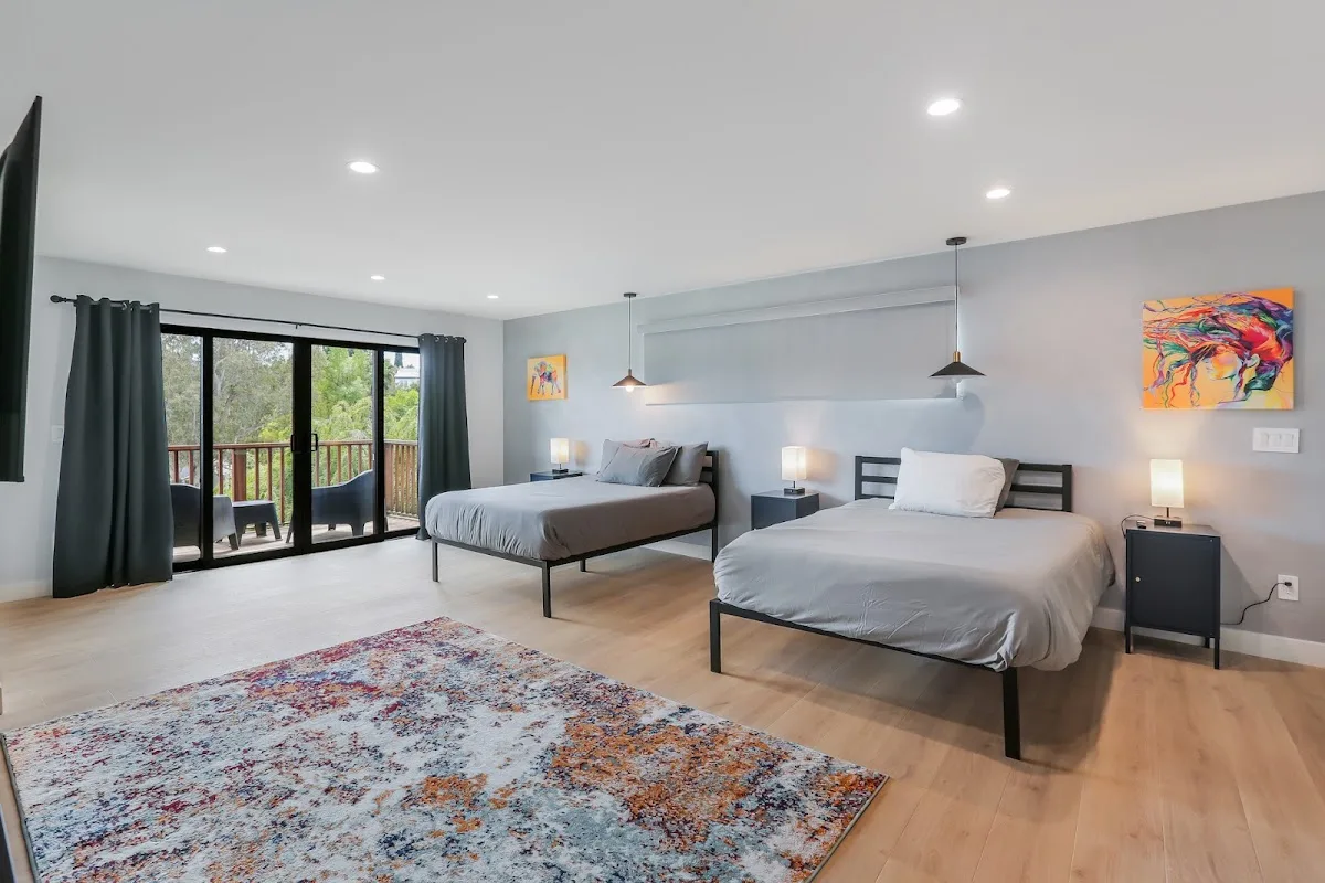 Hillside Retreat Detox Center - Photo 2