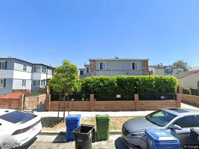 Bridges Recovery Sober Living Apartment Homes Los Angeles - Photo 2