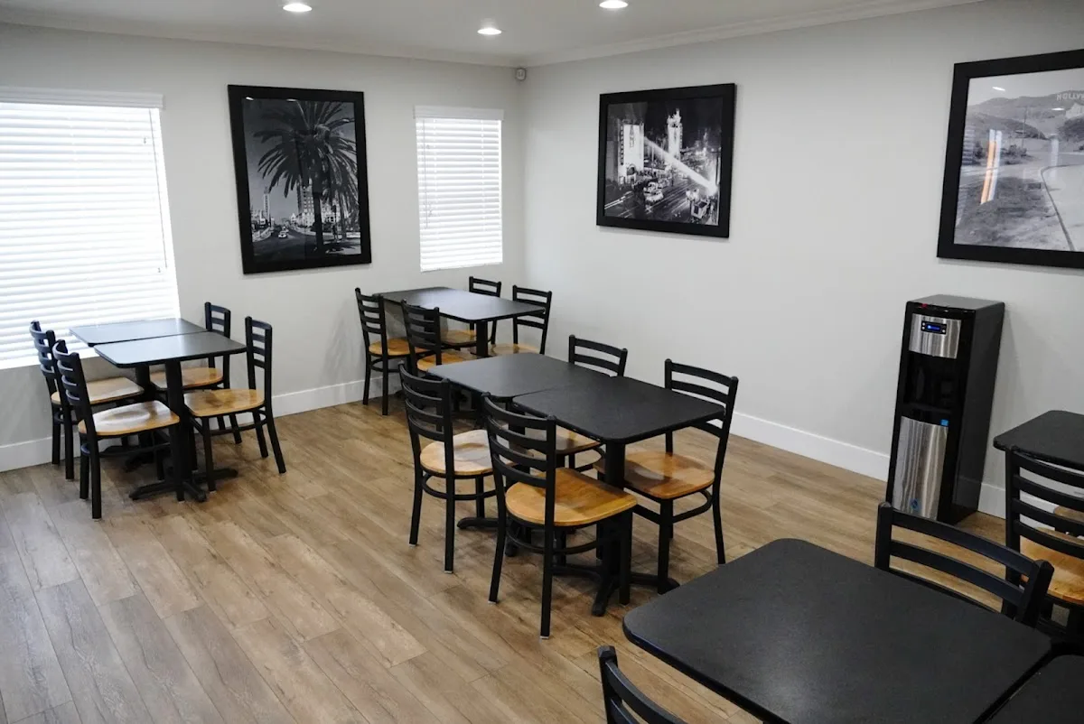 Miracle House Foundation - South Bay Los Angeles Sober Living - Photo 4