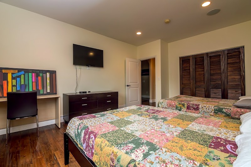 Epiphany Sober Women - Photo 3