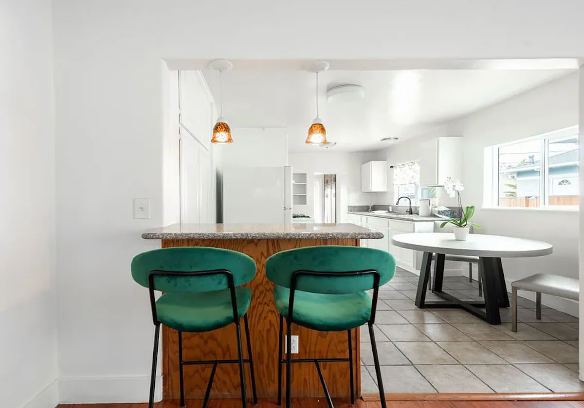 Solstice Recovery - Men's Sober Living House Los Angeles