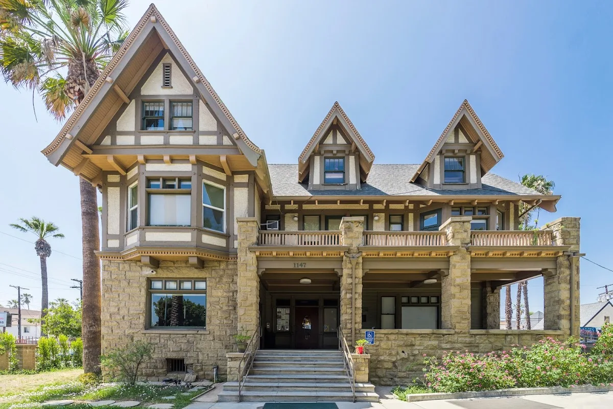 Alcoholism Center For Women - Photo 4