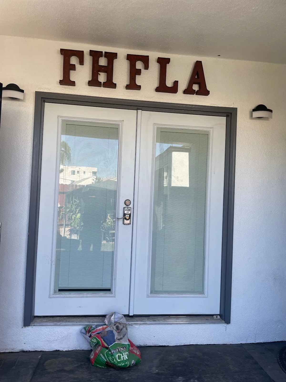 Friends Helping Friends LA - Photo 3