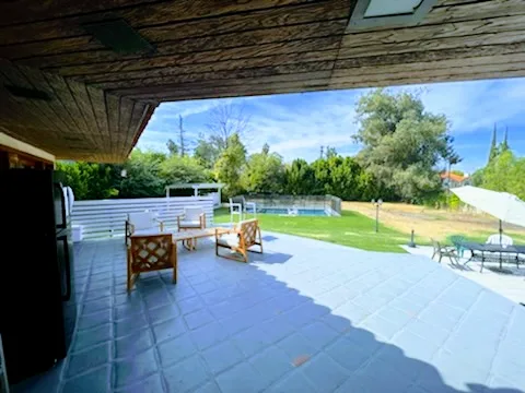 Tarzana Recovery Center - Photo 4