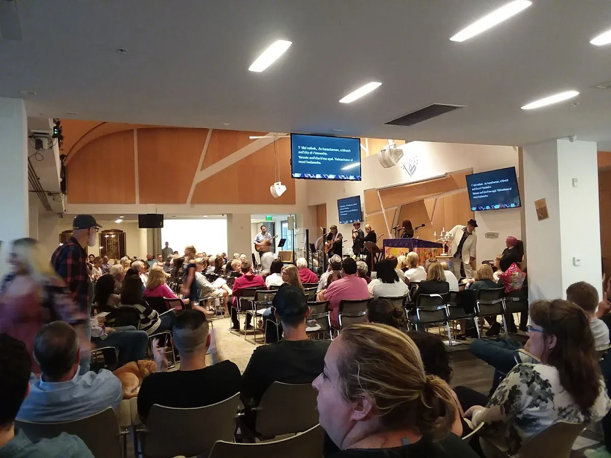 Beit T'Shuvah - Photo 2