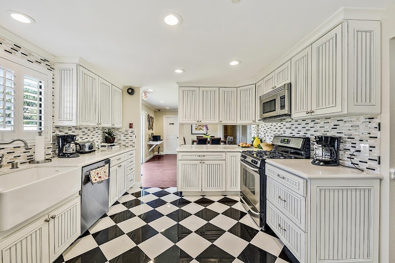 Resurgence California, Llc - Photo 4