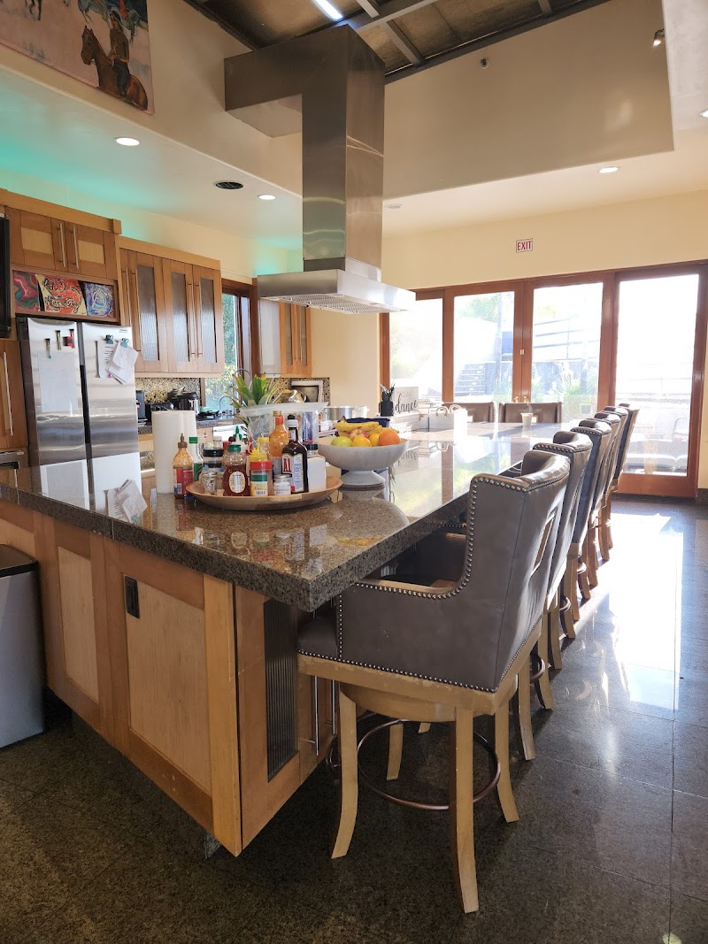 Ritz Recovery - Photo 5