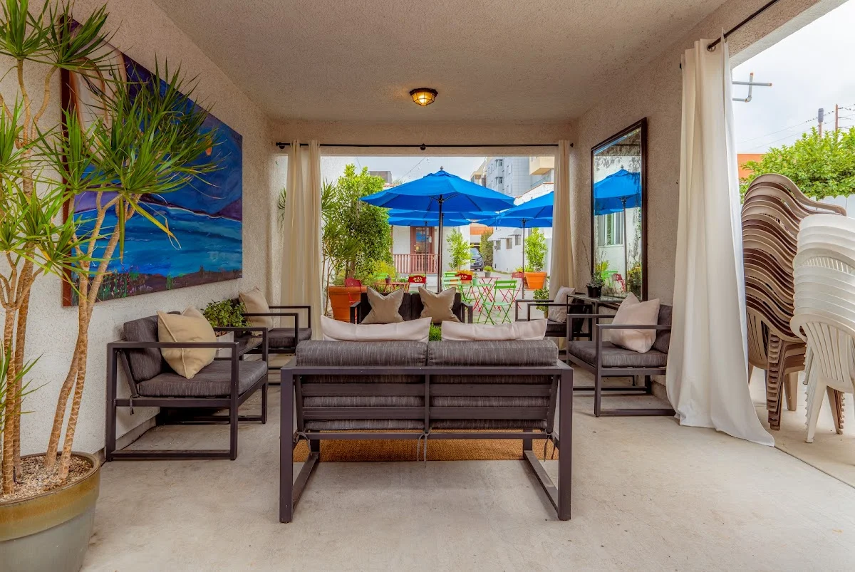 La Fuente Hollywood Treatment Center - Photo 3